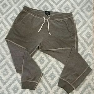 🦅American Eagle Sweatpants